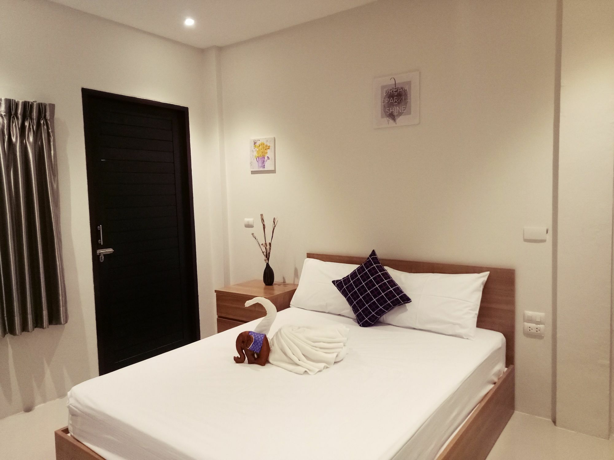 Baan Phunwanna Villa Kata Beach  Buitenkant foto